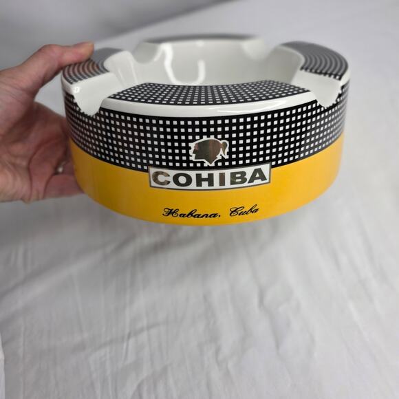 Large Round Ceramic  4 Cigar  Rest Holder Ashtray Black, Yellow White - Picture 5 of 12